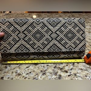 Straw evening clutch